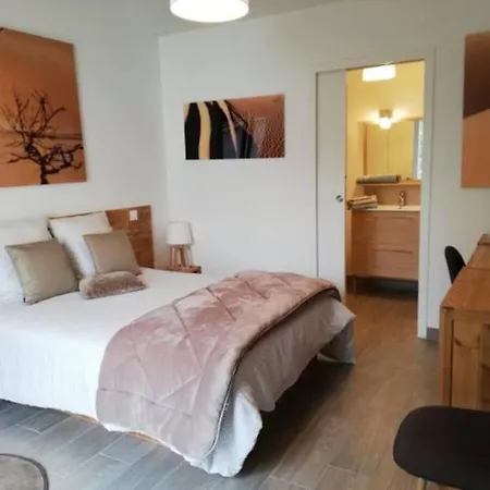 33 Bis * La Rochelle (Charente-Maritime)